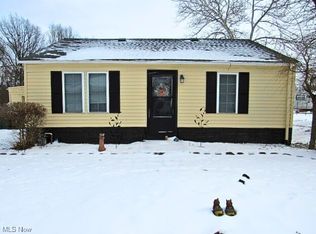 5211 Hecock Ave, Lorain, OH 44055