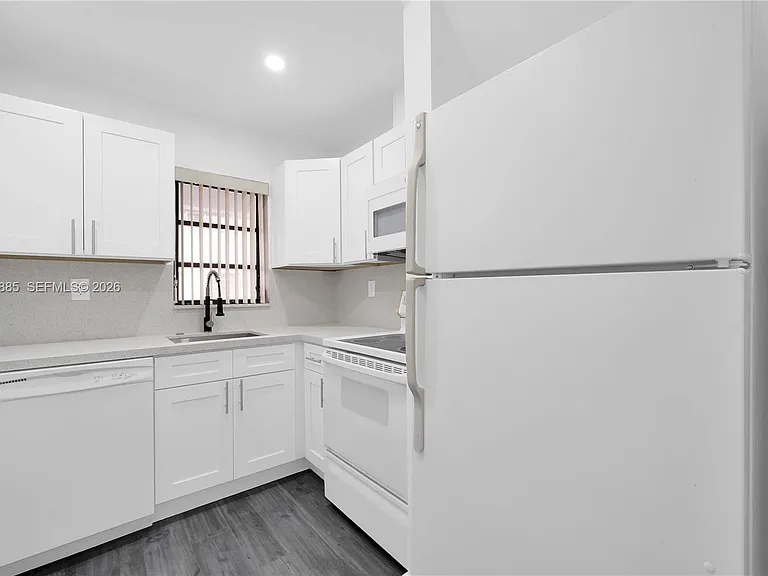 1535 SW 122nd Ave #3-7 — Photo 11