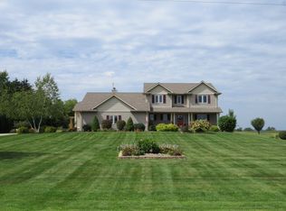 N9303 Peschel Rd, Waterloo, WI 53594