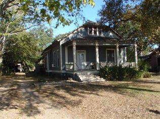 1708 Saint Paul St, Gonzales, TX 78629