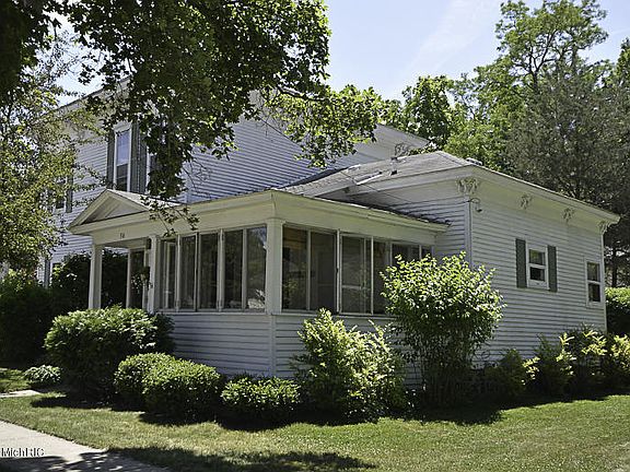 2nd image of 316 E Saint Joseph St