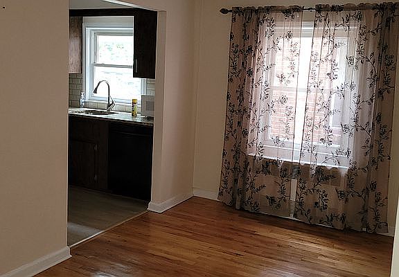 4th image of 64-17 82nd Pl #1