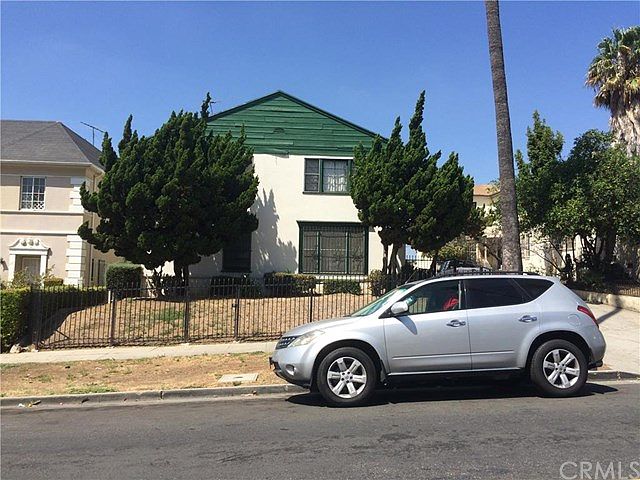 1st image of 111 N Catalina St