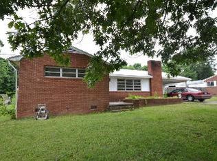 582 Steele St, Asheboro, NC 27205