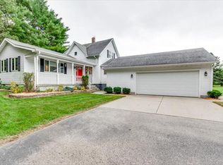 W713 Rader Rd, Marinette, WI 54143