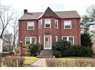 253 Beverly Rd, Brookline, MA 02467