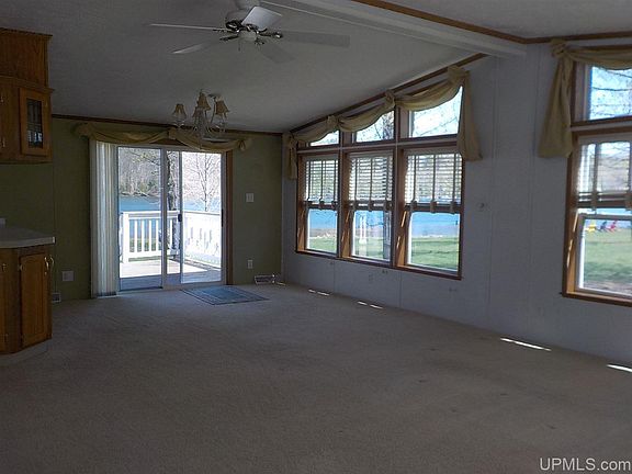 4th image of 534 Midsummer Dr