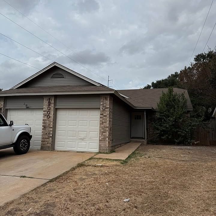 1st image of 12000 Arrowwood Dr