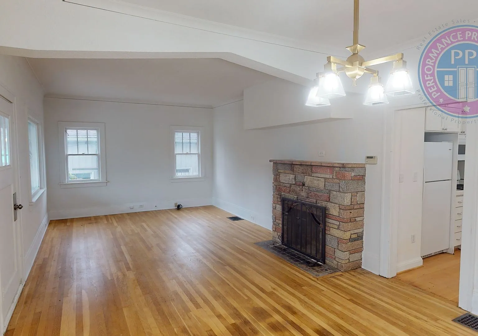 Coveted Old Town Lake Oswego Craftsman | Walk to George Rogers Park, Downtown Dining & Shopping — Photo 1