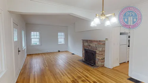 43 Ladd St Photo 1