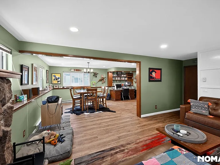 6913 Wolff St — Photo 20