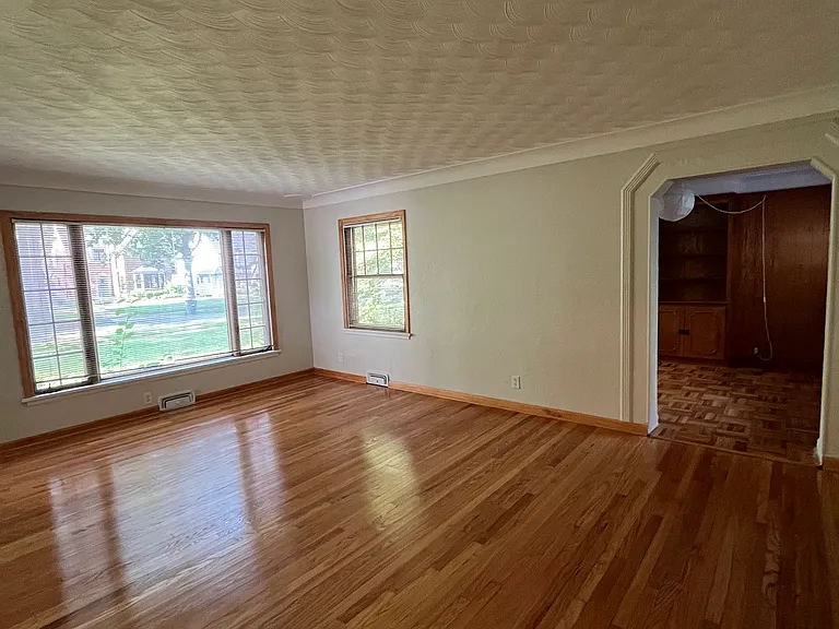 front living room leading in to office