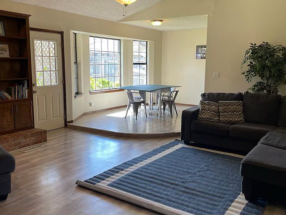 4th image of 2608 Summerfield Dr