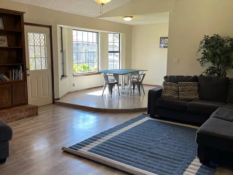2608 Summerfield Dr — Photo 4