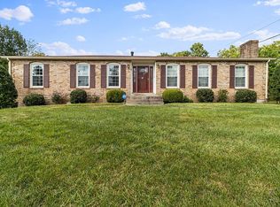 667 Longwood Rd, Lexington, KY 40503