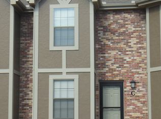 600 NE English Manor Dr APT C, Lees Summit, MO 64086