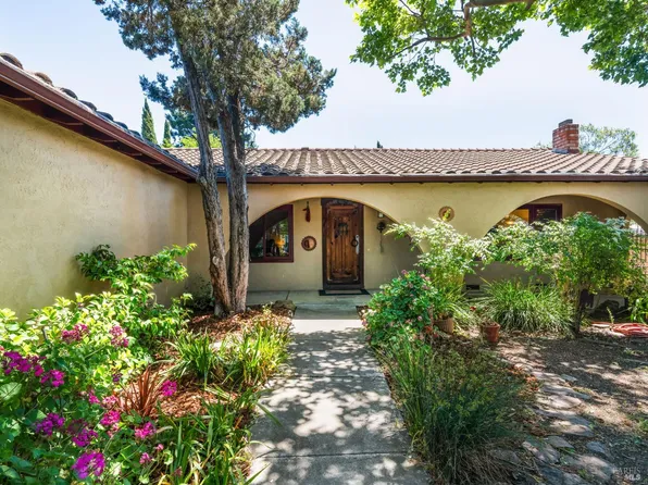 1010 Easum Drive, Napa, CA 94558