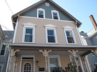 108 Edwards St #3, New Haven, CT 06511