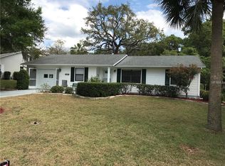 1431 New Abbey Ave, Leesburg, FL 34788