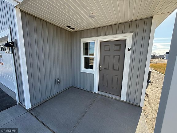 5th image of 1500 Meadows Dr