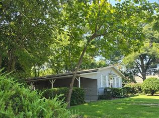 108 NE 3rd St, Idabel, OK 74745