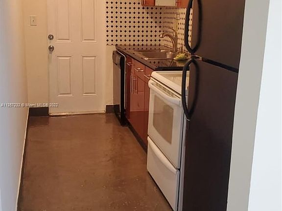 3rd image of 1059 NE 34th Ct #1059