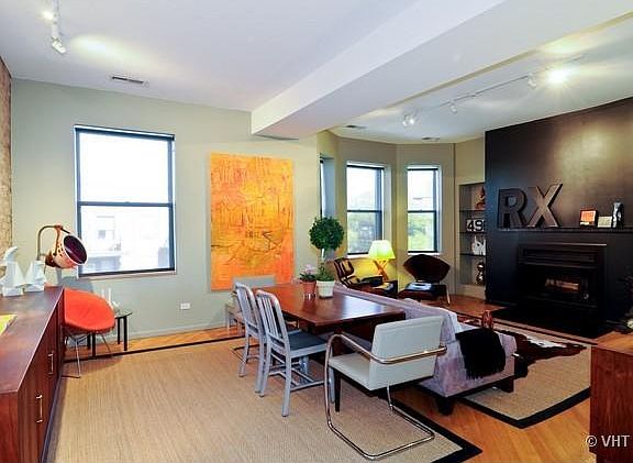 2nd image of 905 W Belle Plaine Ave #3E