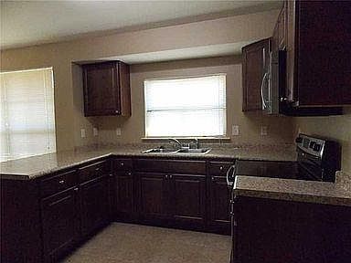 4th image of 602 Beechwood Dr