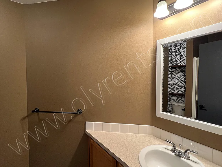 6702 Kirsop Village Dr SW — Photo 21