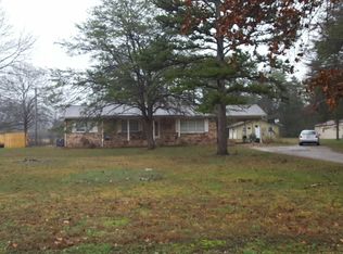 181 Sells Ln, Trenton, GA 30752