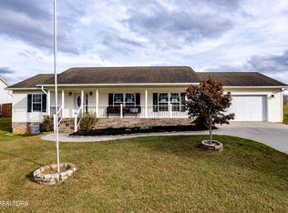 221 River Ford Rd, Maryville, TN 37804