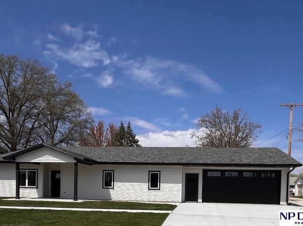 402 Bridge St, Scribner, NE 68057