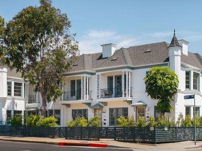 519 1/2 Rose Ave, Venice, CA, 90291