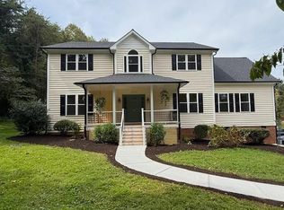 1803 Fleming Rd, Greensboro, NC 27410