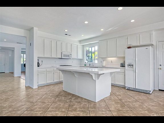 3rd image of 23447 Saratoga Springs Pl