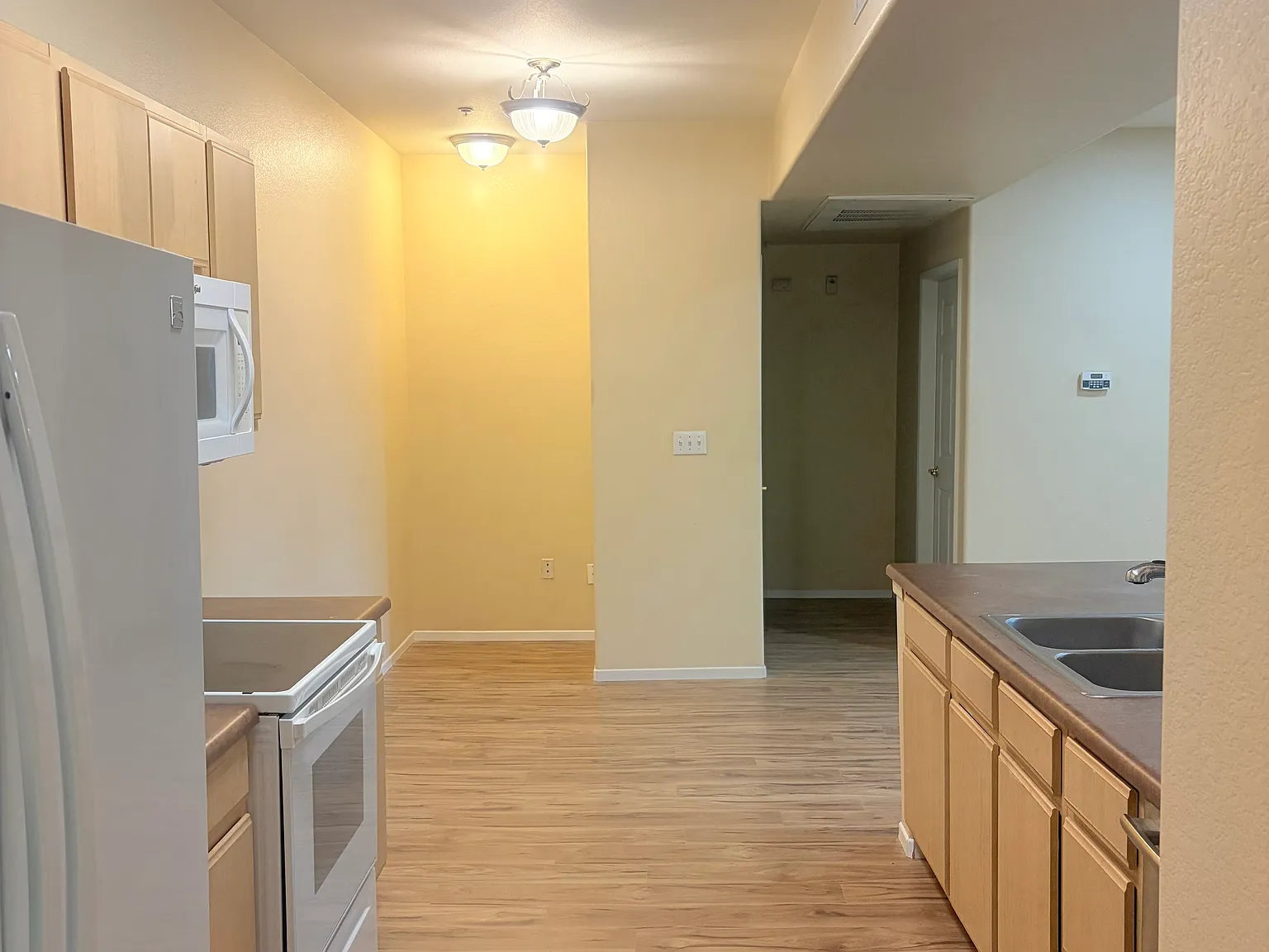 24909 Madison Ave — Photo 4