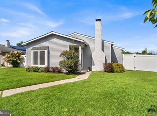 11 Willow Pl, Logan Township, NJ 08085