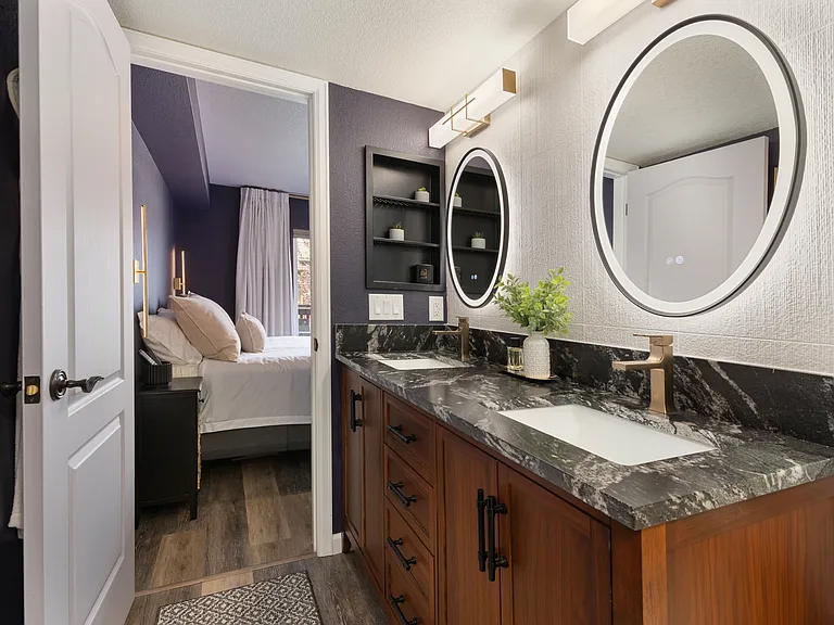Ensuite Bathroom 1 | Vanity and Smart Mirrors | Toilet, Stand Alone Shower