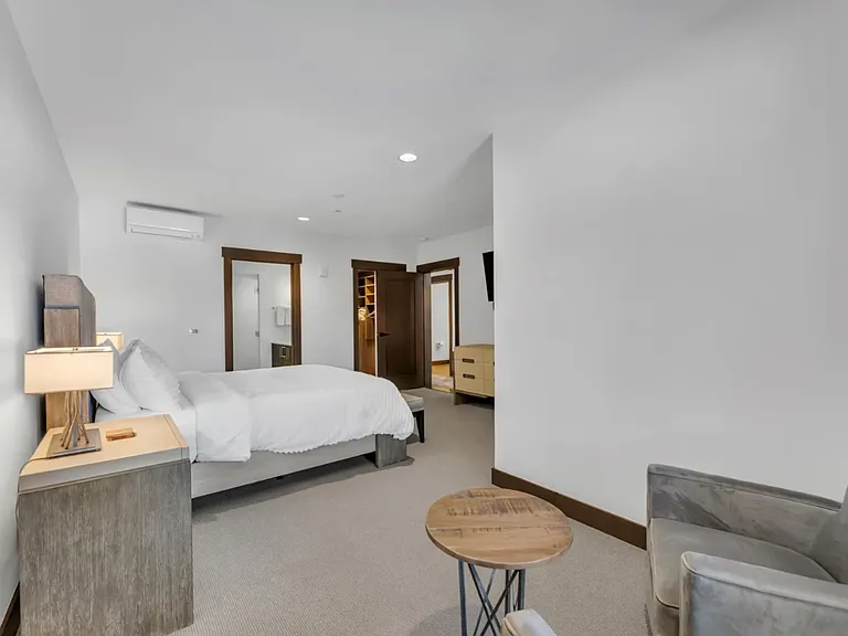 9 Beach Club Dr #214 — Photo 10