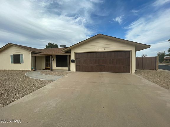 3rd image of 14225 N 104TH Avenue