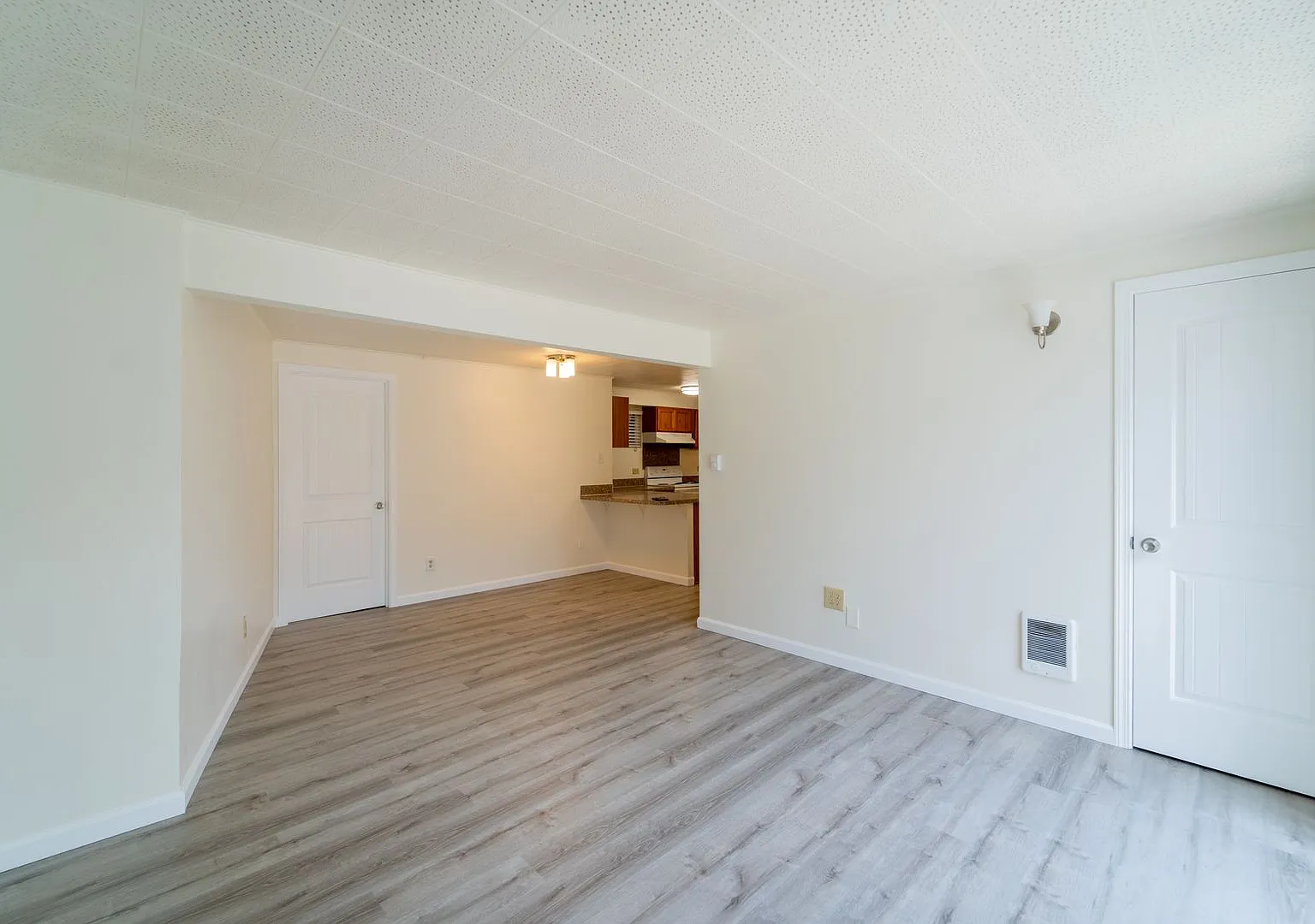 Davisson Tri-Plex — Photo 1