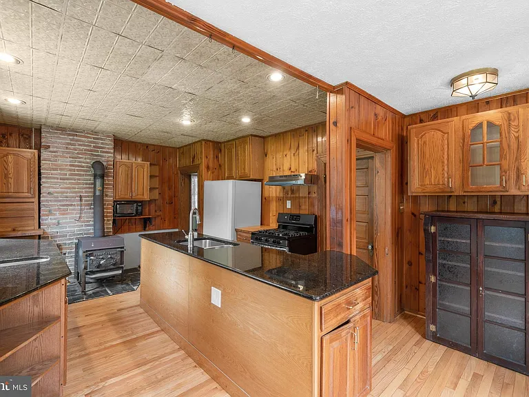 3560 Church Rd — Photo 11