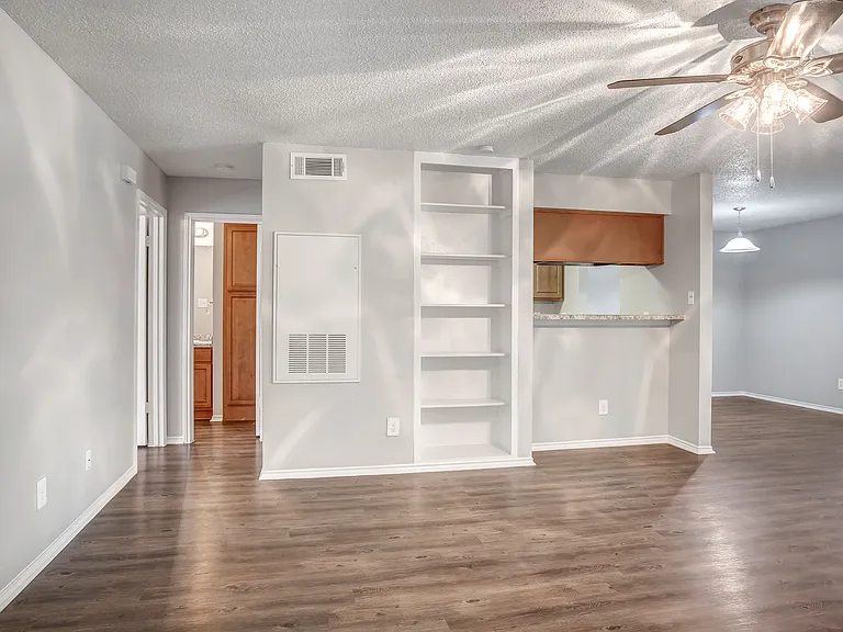 The Springs Garden Homes — Photo 13