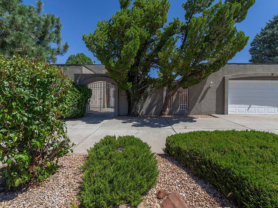 1st image of 7413 El Morro Rd NE