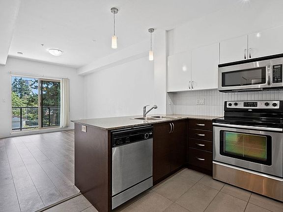 4th image of 13789 107a Ave #328