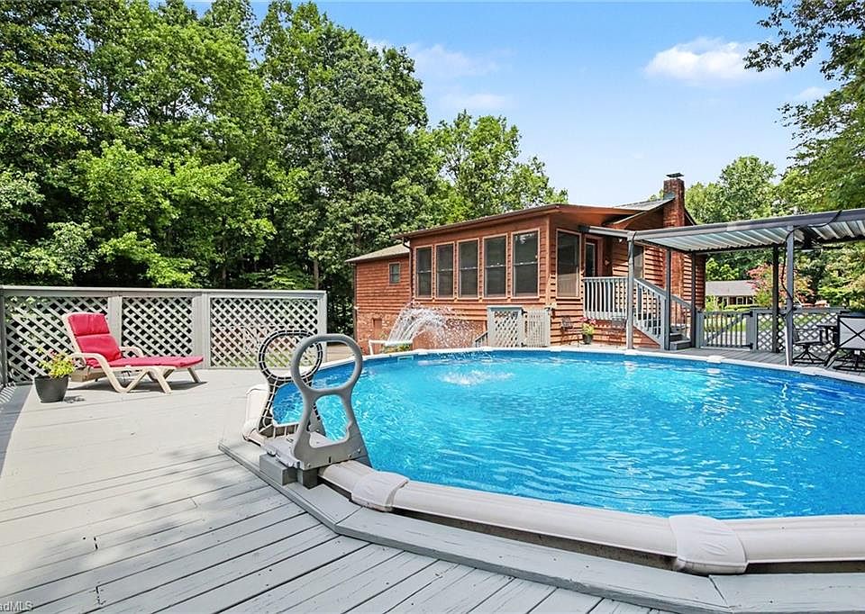 1st image of 535 Laura Dr