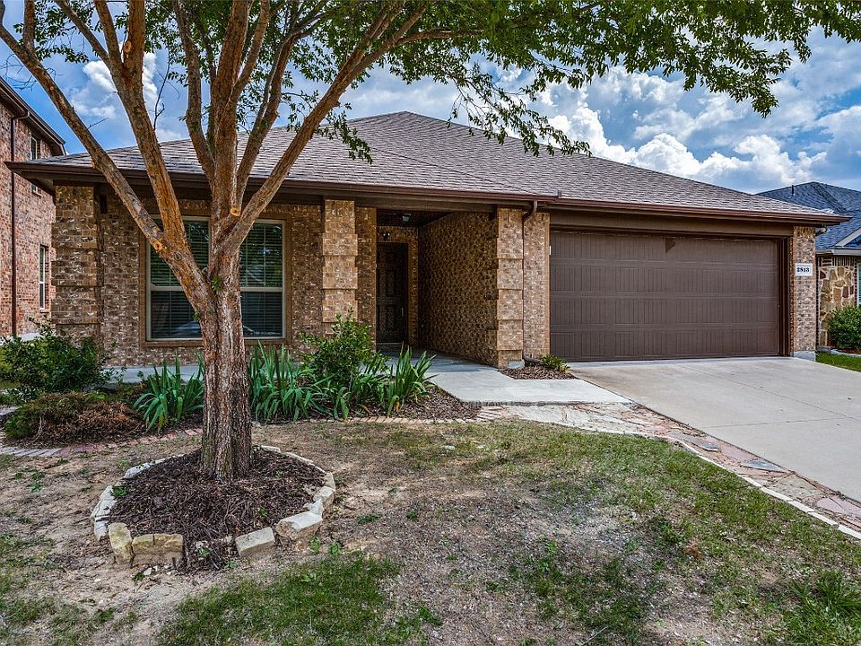 1st image of 2813 Pecan Grove Dr