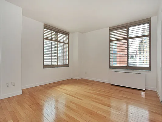 Rented by Sotheby's International Realty | media 12
