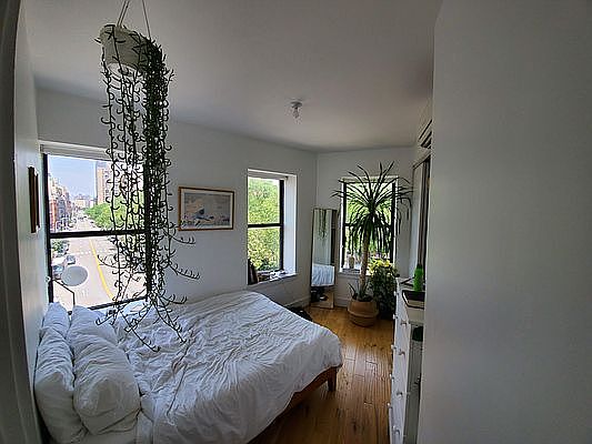 3rd image of 26 Canal St APT 4