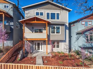 489 Park Ridge Pl, Ashland, OR